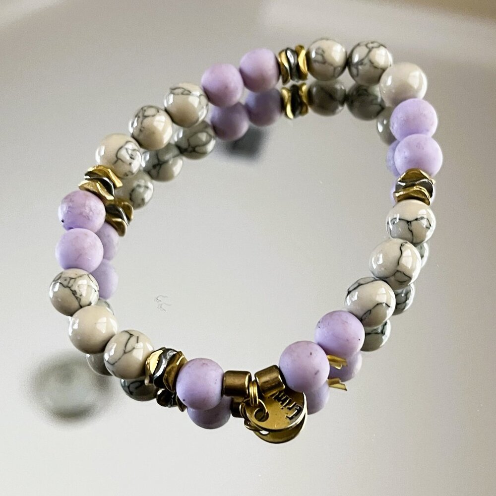 Erimish  Faceted Crystals Beaded Bracelet Logo Tag Stackable Stretch